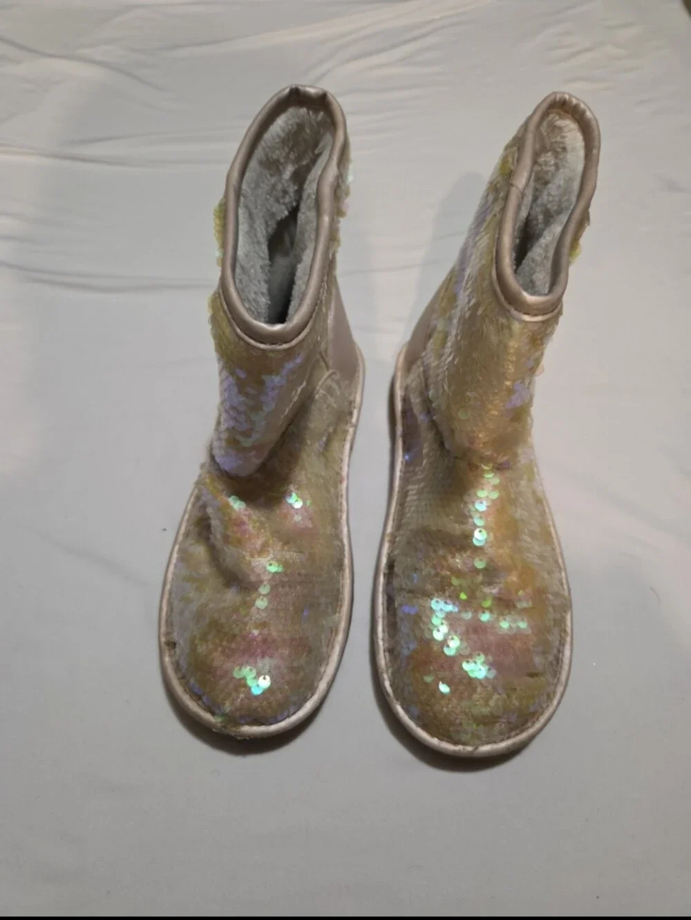 Children's Place girls size 3 pink shimmer boots #06